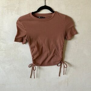 Zara size small mauve ribbed tee